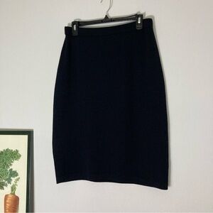 St. John Legacy black wool blend pencil skirt size 8